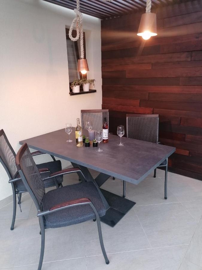 Apartmani Kiko Porec Bagian luar foto