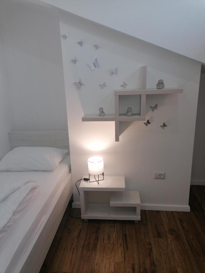 Apartmani Kiko Porec Bagian luar foto