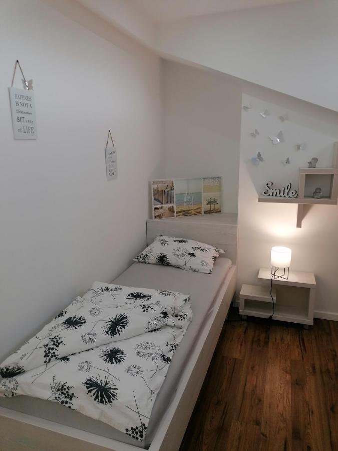 Apartmani Kiko Porec Bagian luar foto