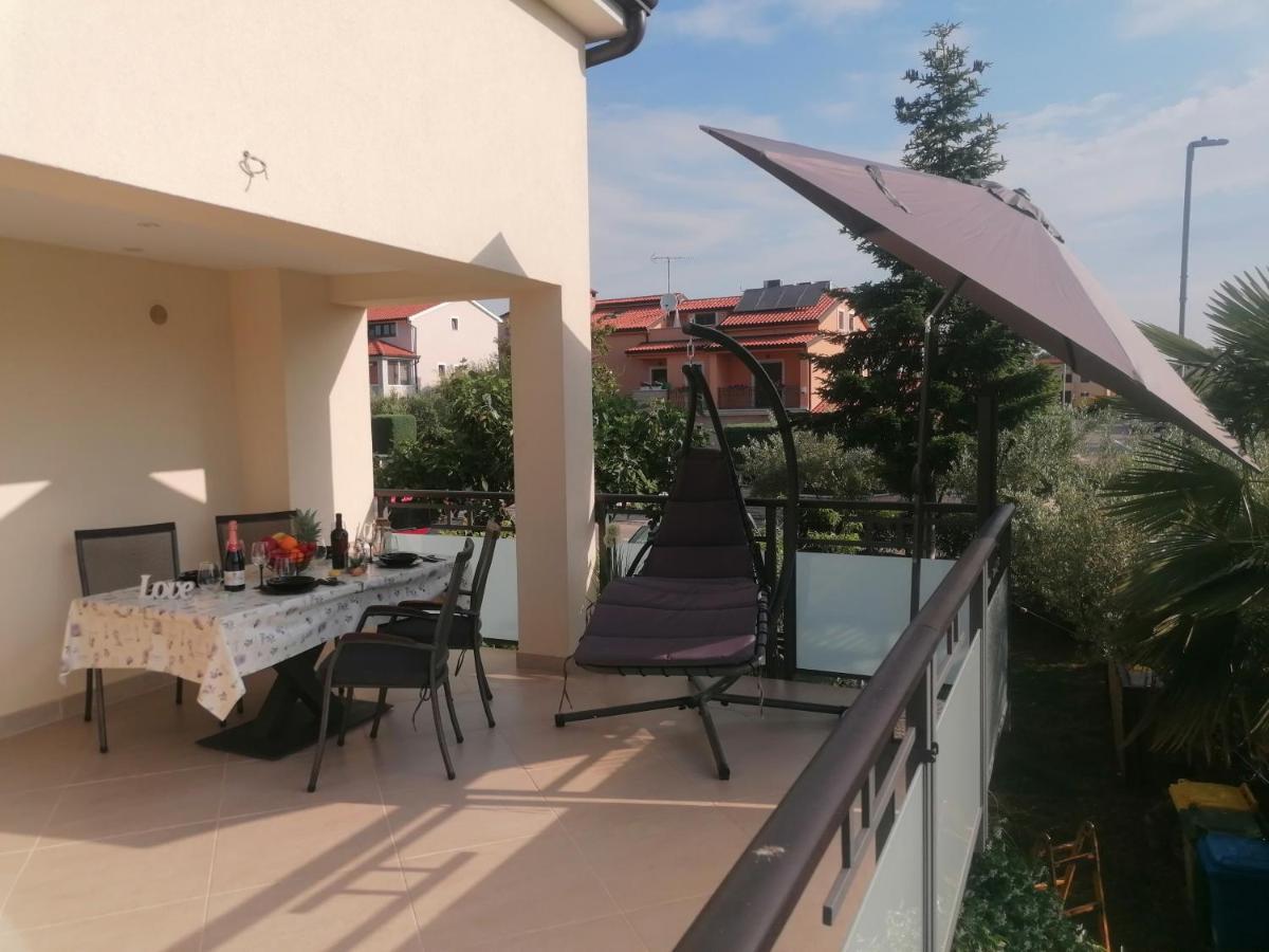 Apartmani Kiko Porec Bagian luar foto